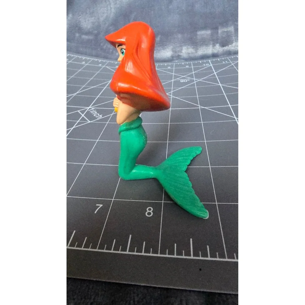 Disney The Little Mermaid Ariel PVC Figure Vintage Cake Topper Seahorse 3 inch